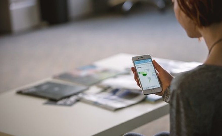 À l’école, le portable, c’est le couteau suisse du XXIᵉ siècle