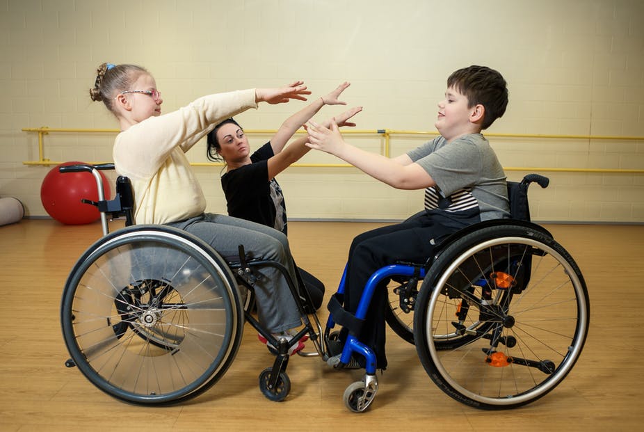 Handicap moteur : améliorer la santé des enfants grâce à l’activité physique