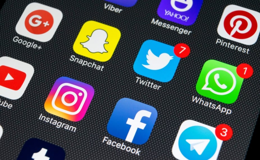 Les amitiés des adolescents sont-elles « hackées » par les réseaux sociaux ?