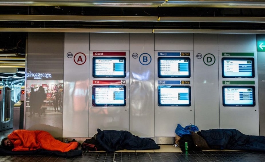 Bonnes feuilles : « Devenir SDF, ça peut arriver à tout le monde »