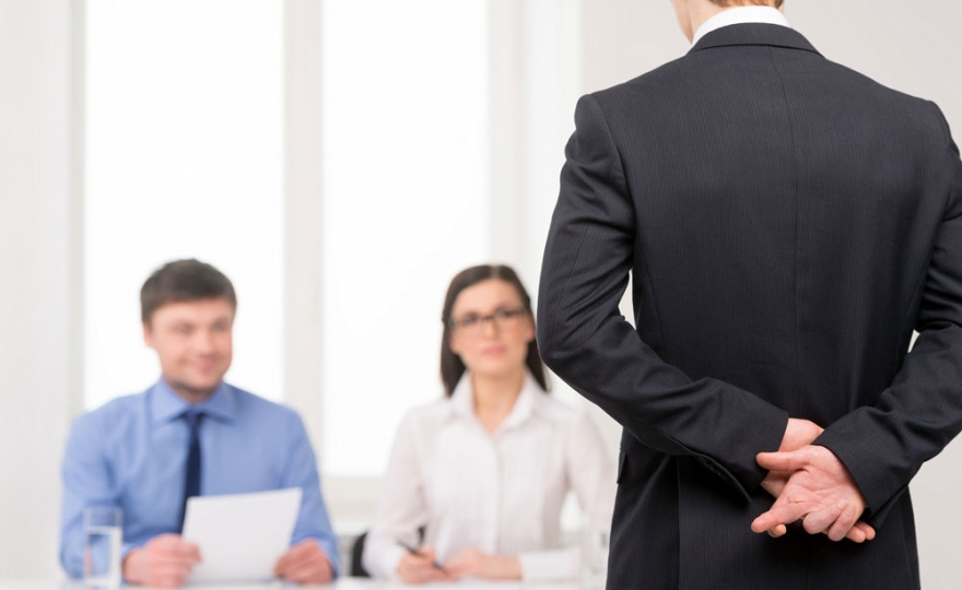 Que risque-t-on à tricher sur son CV ?