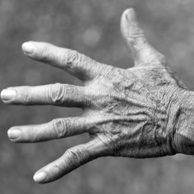 Les violences conjugales ne cessent pas avec l’âge