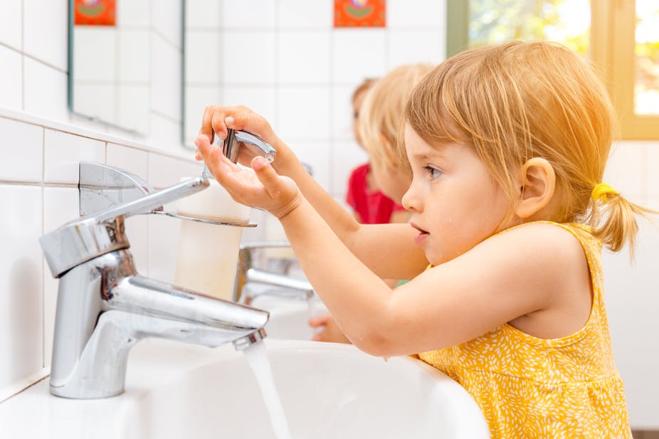 Covid-19 : assez d’informations, place à l’éducation !