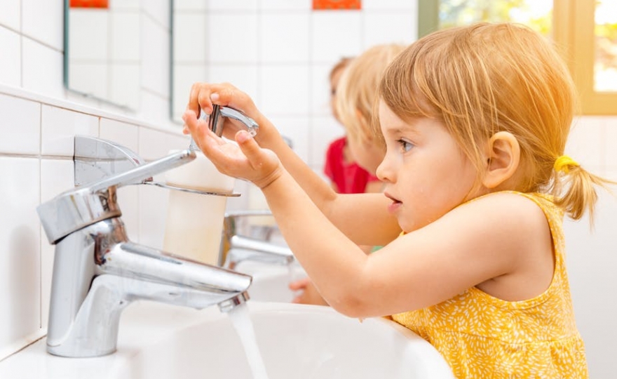 Covid-19 : assez d’informations, place à l’éducation !