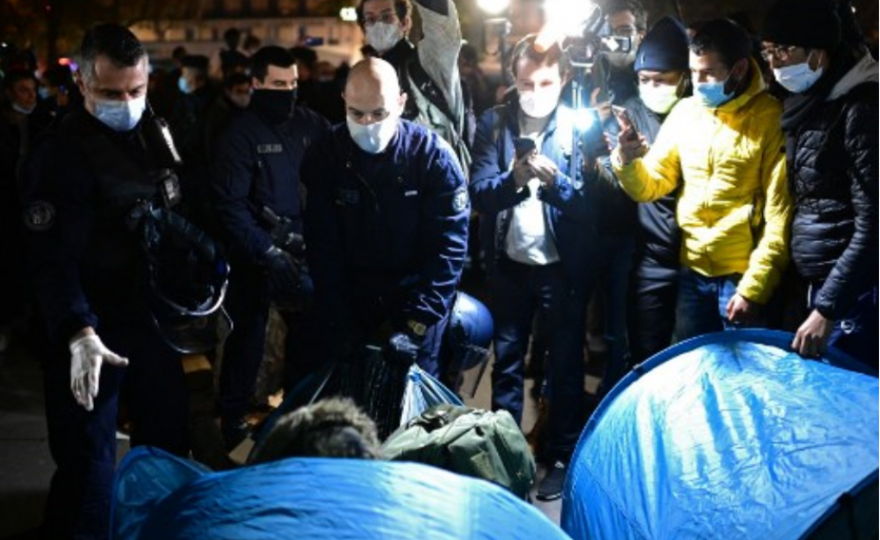 Rendre les camps de migrants invisibles ne les fera pas disparaître