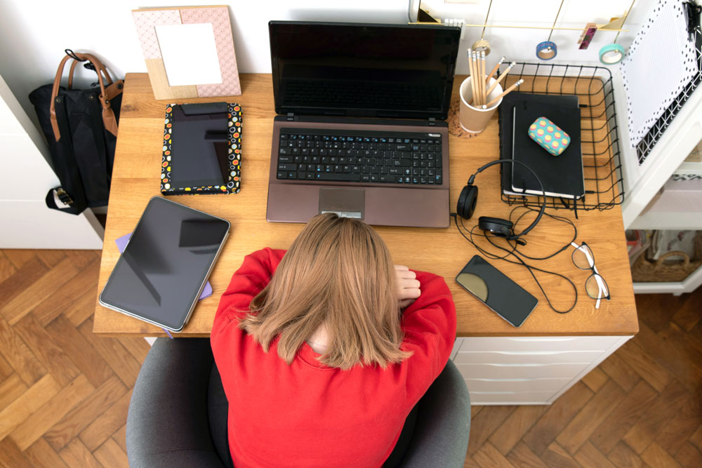 Formation à distance : évitez de sombrer dans la « technofolie » !