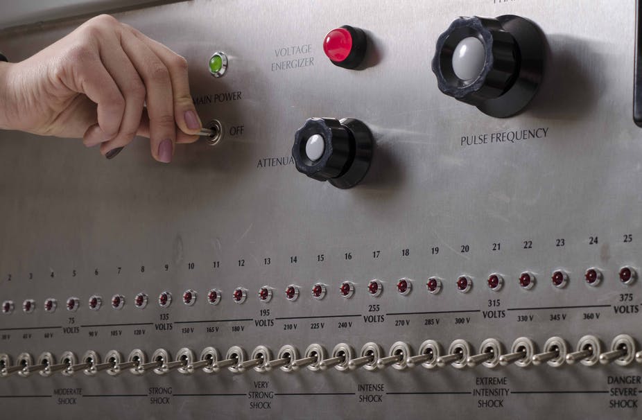 Soumission à l’autorité : l’obéissance n’est pas ce que Stanley Milgram croyait