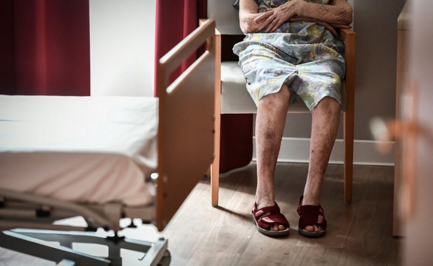 Ehpad et maltraitance : comment sortir de la crise ?