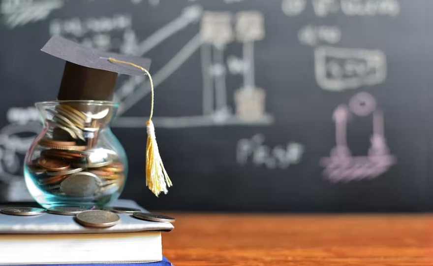 Bourses étudiantes : comment corriger les inégalités du système français ?