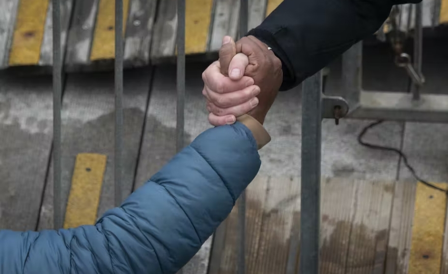 Les systèmes de protection sociale européens sont-ils accessibles aux étrangers ?