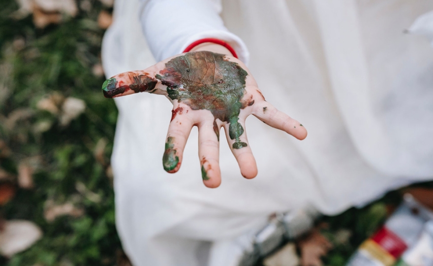 Éducation spécialisée : permettre à l’enfant en souffrance psychique d’exprimer l’indicible