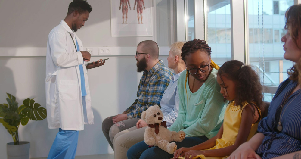 Déserts médicaux : l’accès réel des patients aux soins est aussi important que le nombre de médecins