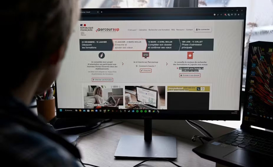 Inscriptions post-bac : Parcoursup, l’orientation par algorithmes ?