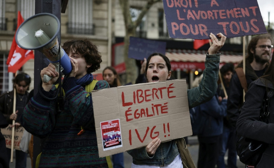 Les pratiques d’avortement 50 ans après la loi Veil