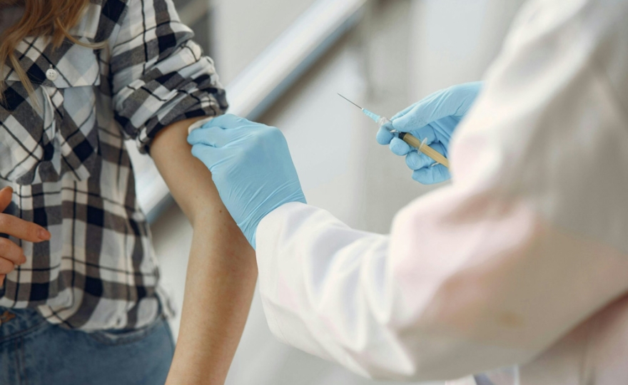 Pourquoi la vaccination rencontre-t-elle tant de scepticisme ?